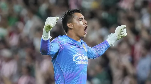 Raúl Rangel se confirmó como el mejor portero mexicano.