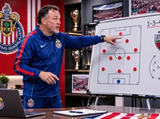 Alineaciones de Chivas y Atlante para el partido de la jornada 15