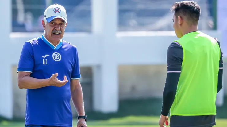 Este viernes, los dirigidos por el Tuca Ferretti realizaron una intensa práctica.