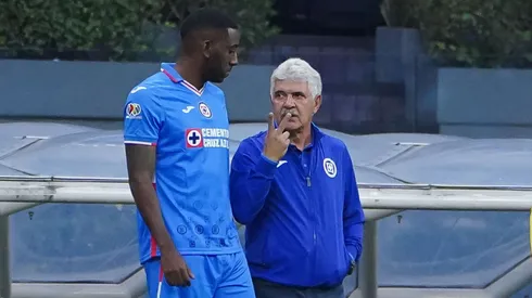 Tras la llegada del Tuca Ferretti, el delantero uruguayo fue perdiendo presencia en el cuadro cementero.