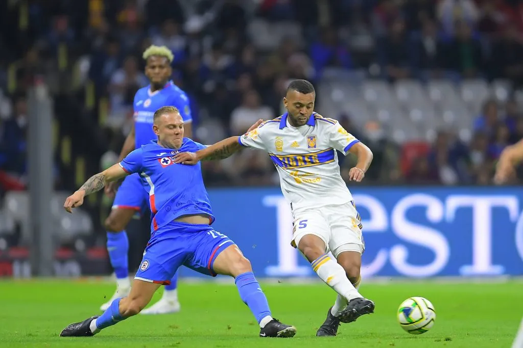 Rafael Carioca contra Cruz Azul