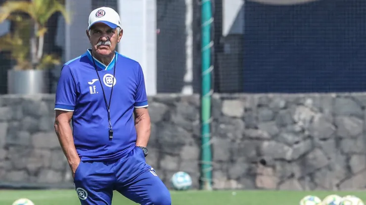 El Tuca Ferretti habló de todo durante la -tradicional- conferencia de los lunes.