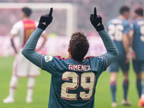 Feyenoord recuerda los nueve de Santi Giménez