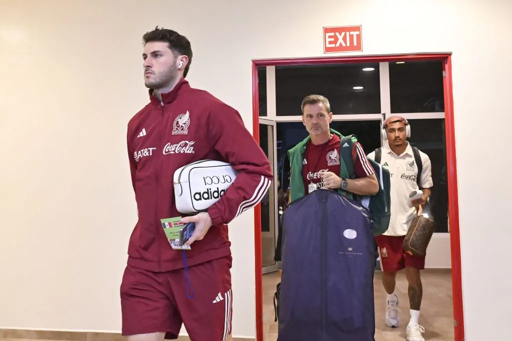 Santiago Giménez con la selección de México (Imago 7)