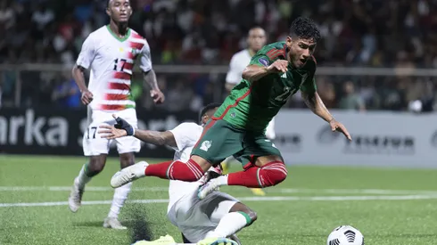 El jugador de Cruz Azul se mostró activo durante todo el partido