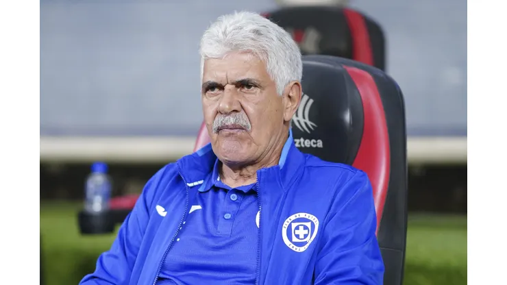Tuca Ferretti armará su primer plantel en Cruz Azul durante el próximo mercado de pases.