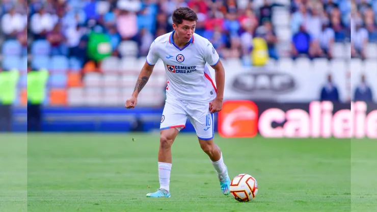 Rodrigo Huescas es uno de los futbolistas más productivos de Cruz Azul.