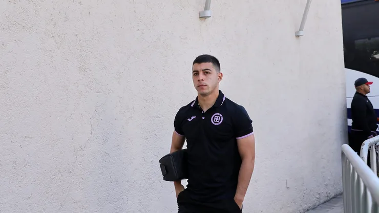 El mediocampista pasó por los micrófonos tras jugar contra el Santos