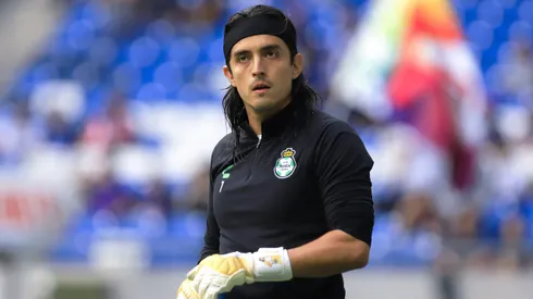 Carlos Acevedo será baja de Santos contra Cruz Azul.