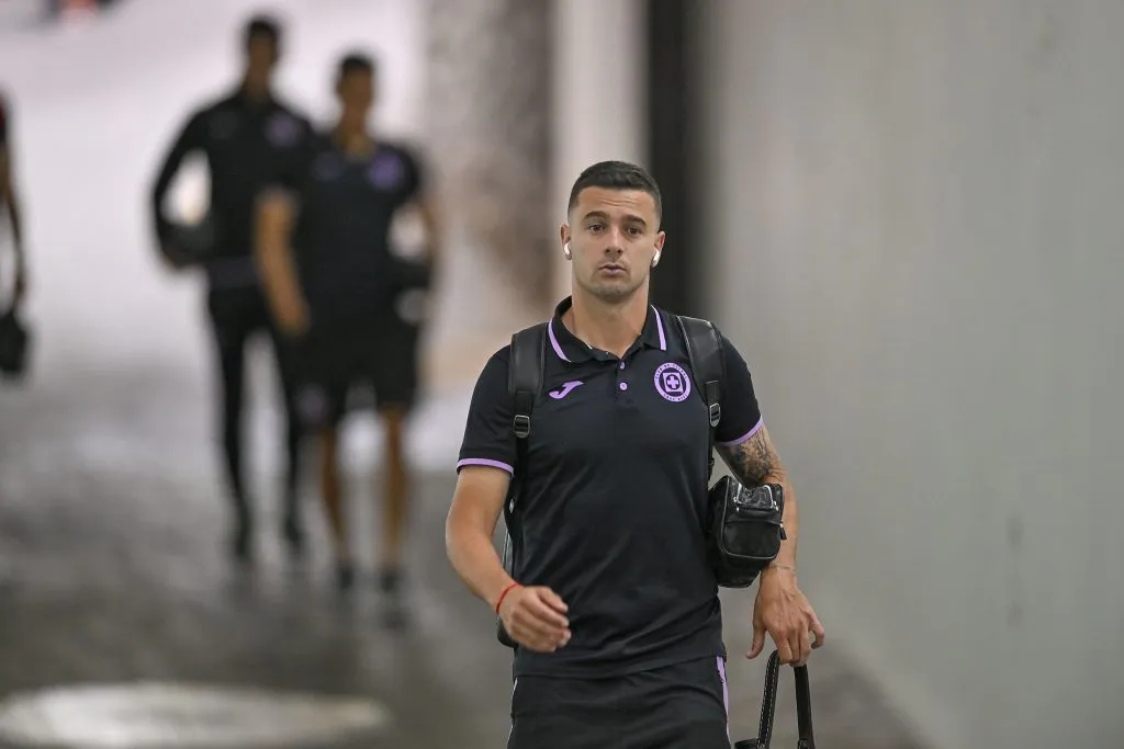 Ramiro Carrera en un partido de Cruz Azul (Imago 7)