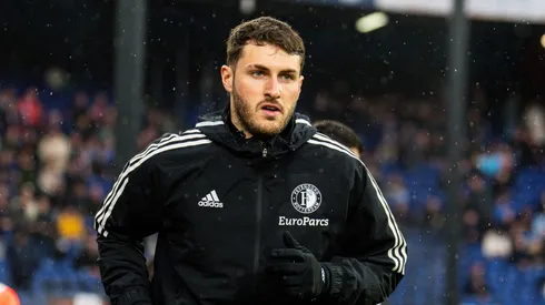 El delantero mexicano está siendo uno de los futbolistas más cotizados en el viejo continente.