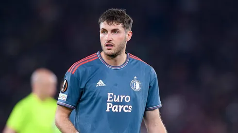 El delantero mexicano con el Feyenoord