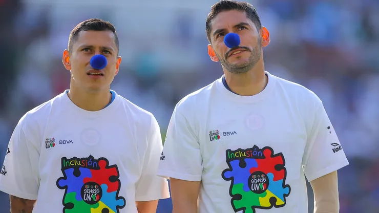 Julio Domínguez y Jesús Corona terminan contrato con Cruz Azul en junio.