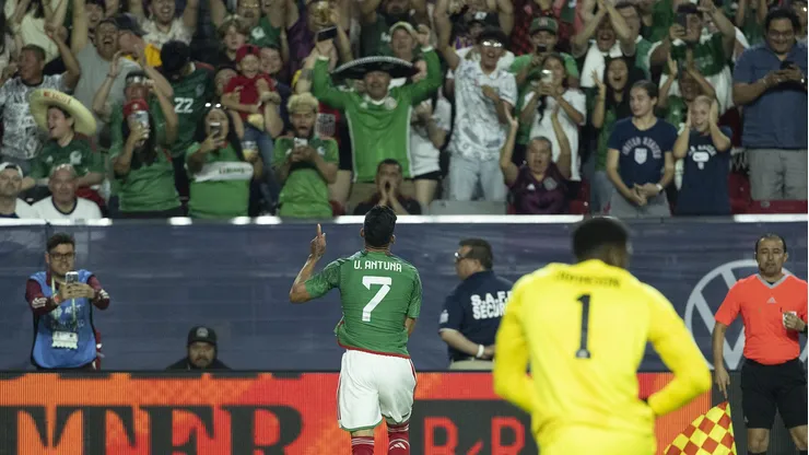 Uriel Antuna firmó el gol del Tri.