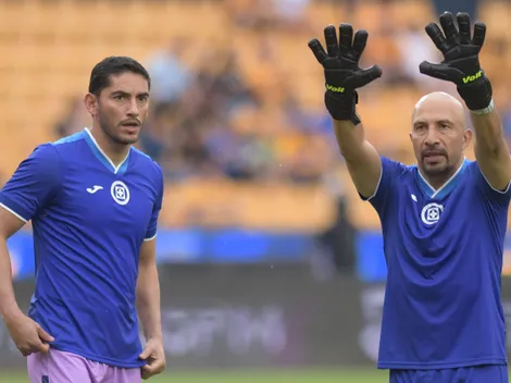 El insólito duelo entre el Conejo Pérez y Chuy Corona