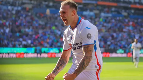 El volante argentino Rodolfo Rotondi abrió el marcador con un golazo.