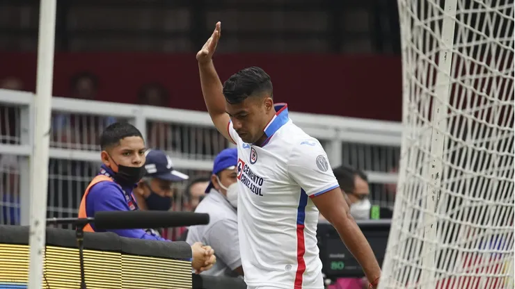 El delantero chileno es uno de los jugadores a los que se quiere dar de baja en este mercado.