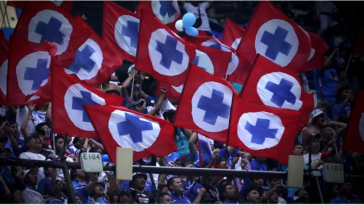 "Yo soy celeste" es un himno de la afición para alentar a Cruz Azul.