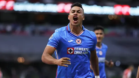 Iván Morales sería baja en Cruz Azul