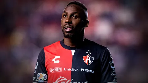 Julián Quiñones es el gran protagonista en el mercado de pases 2023.