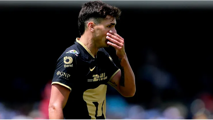 Dinenno es el gran objeto de deseo en Cruz Azul.