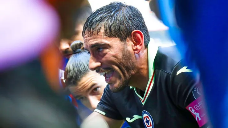 El próximo 16 de junio Jesús Corona cumplirá 14 años en Cruz Azul.
