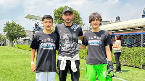 Jesús Corona al lado de su hijo José Miguel que se consagró como Campeón en Cruz Azul.