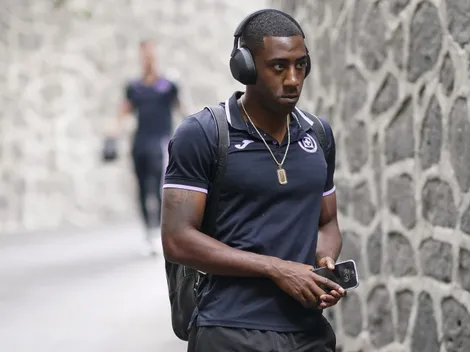 Solo cuatro jugadores se despidieron de Carneiro