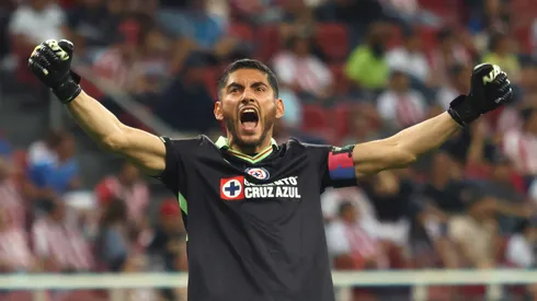 Chuy Corona alcanzó los 500 partidos oficiales con Cruz Azul.