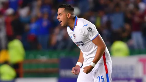 La continuidad de Ramiro Funes Mori en Cruz Azul está en riesgo.
