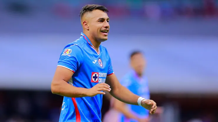 Polémico registro. ¿Iván Morales seguirá en el primer equipo de Cruz azul?