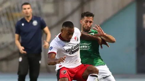 Los cementeros esperan cerrar el fichaje del zaguero colombiano este mismo lunes.