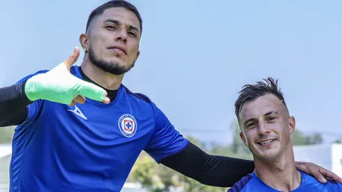 El defensor mexicano se atrevió a dar su propia alineación con un mediocampo totalmente local.