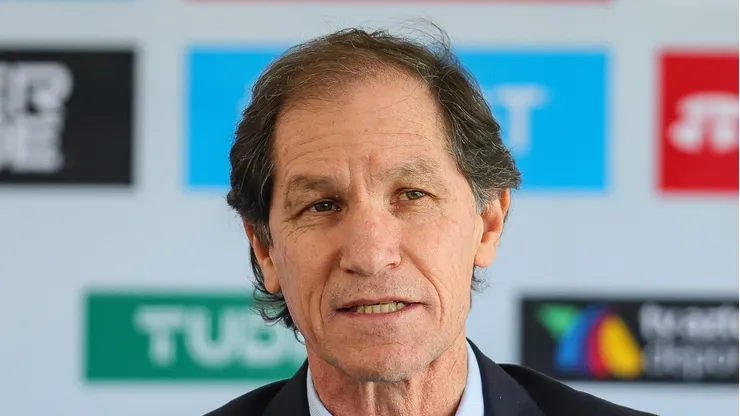 El directivo mexicano es una de las figuras que cuenta con menor apoyo dentro de la afición celeste.