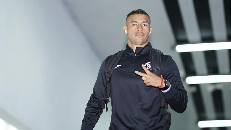 El delantero chileno es uno de los jugadores a los que el club quiere dar de baja.