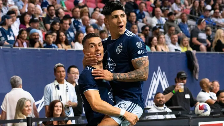 Alan Pulido firmó el que sería su último doblete con el Sporting KC.