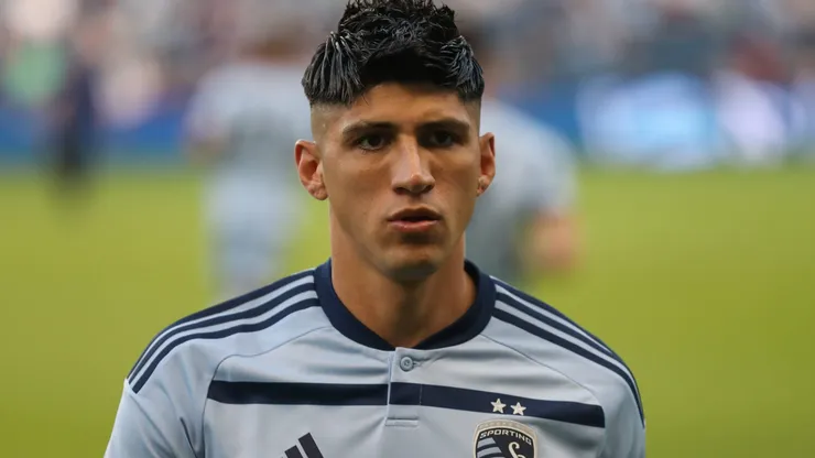 Alan Pulido podría llegar a Cruz Azul.