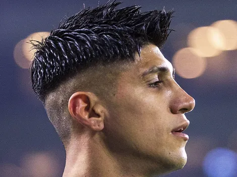 Imagen que genera ilusión: Pulido posó con la playera cementera