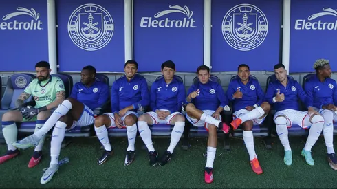 El jugador argentino llegará a Cruz Azul solo si el club lo desea y lo pide de vuelta.