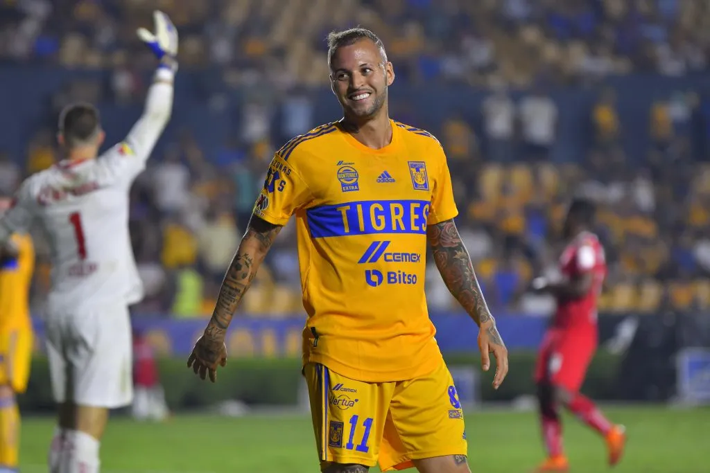 “Diente” López fue ofrecido a Cruz Azul (Imago7)