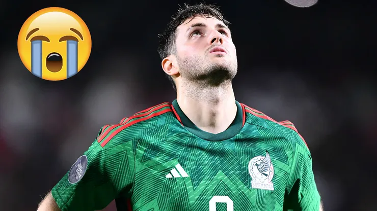 Santiago Giménez casi no tuvo participación con el Tri