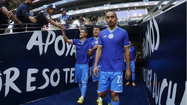 El mediocampista mexicano no realizó la pretemporada con sus compañeros y aún y así podría tener su lugar en el equipo.
