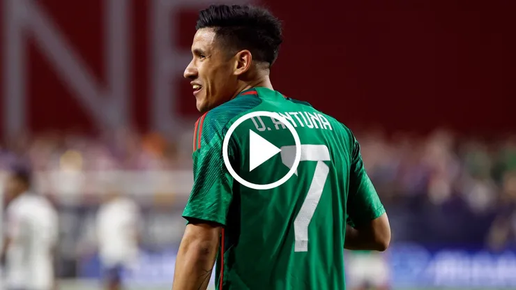 El delantero mexicano fue uno de los jugadores de ataque más activo durante largo tramo del partido.