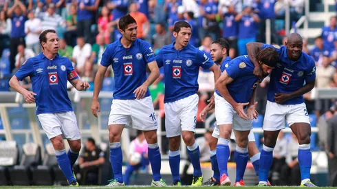 Achille Emana con Cruz Azul.