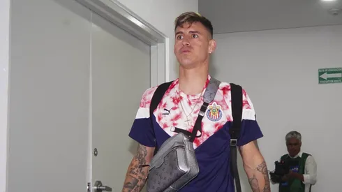 El defensor de Chivas de Guadalajara es uno de los nombres que maneja la directiva cementera.