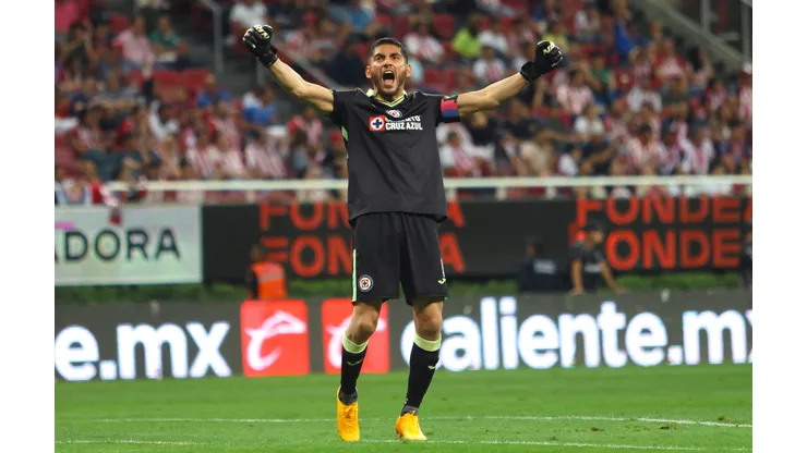 ¿Chuy Corona sigue en Cruz Azul?