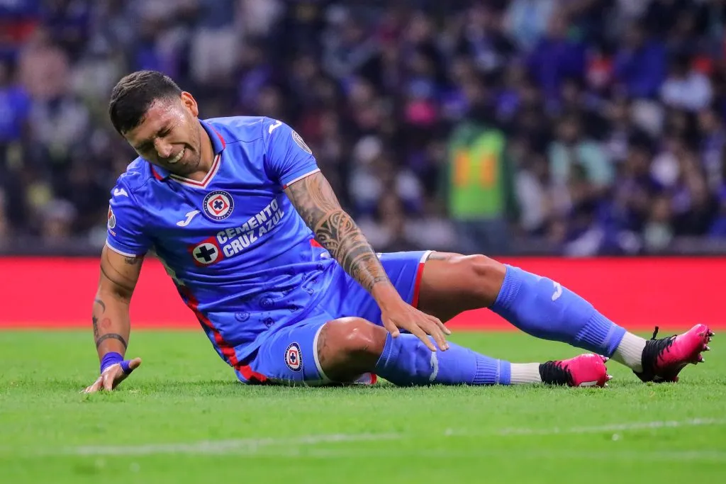 Juan Escobar es duda en Cruz Azul