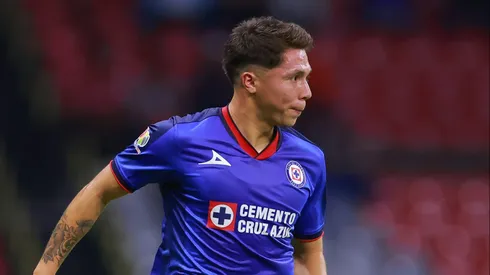 Rodrigo Huescas causa baja en Cruz Azul.