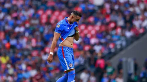 El defensor argentino rechazó la oferta de renovación que le presentó Cruz Azul.