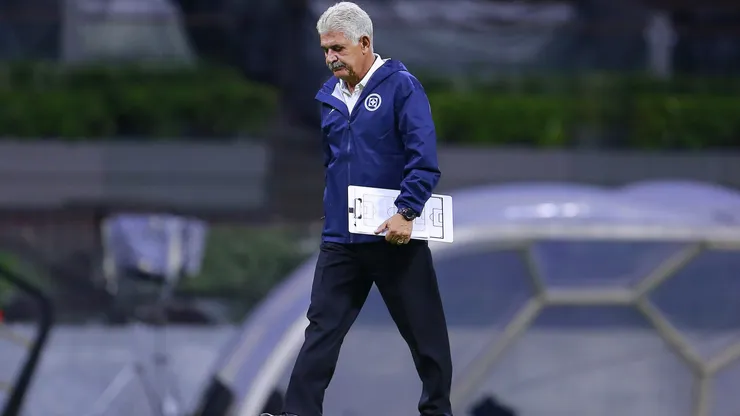 Ricardo Ferretti se hizo responsable del mal momento de Cruz Azul
